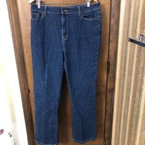 LL Bean Sz 16 REG Blue Jeans Classic Fit Straight Leg Cotton Stretch Denim EUC